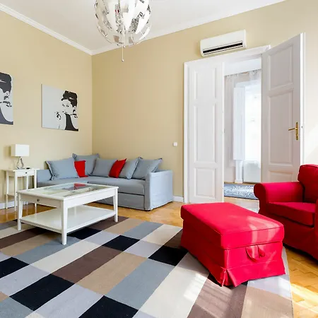 Bpm-apartment Kiraly