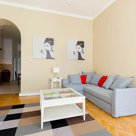 Bpm-apartment Kiraly