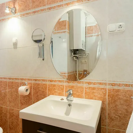 Apartment Bpm-apartment Kiraly *
